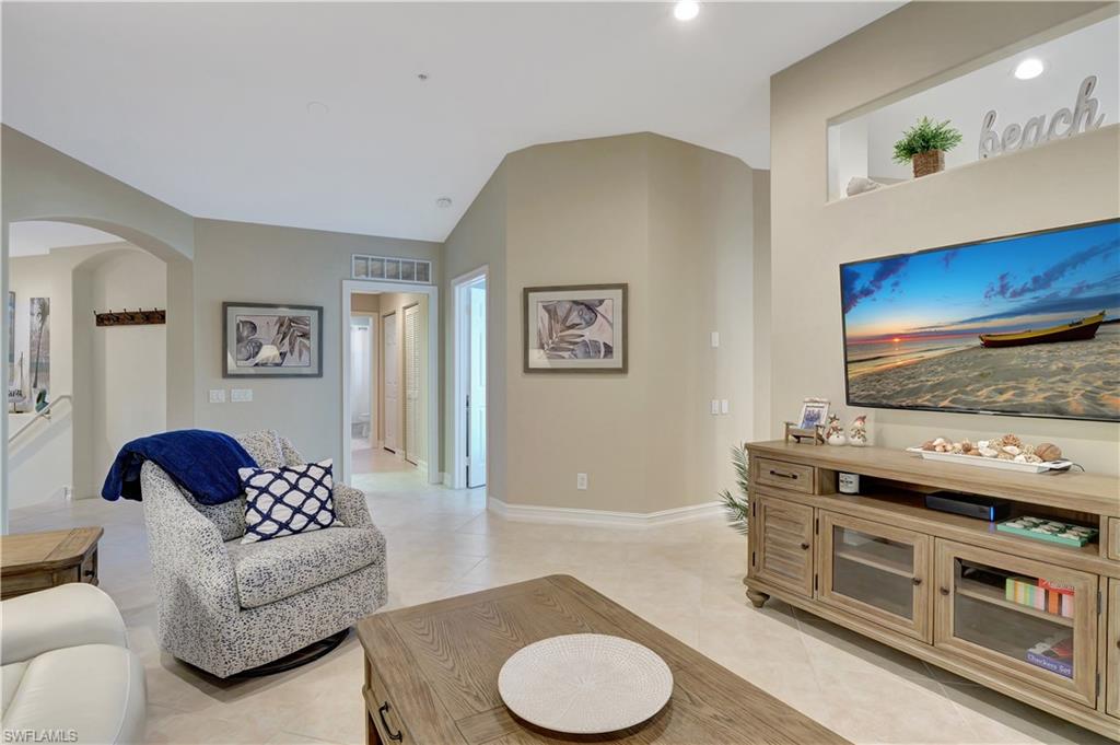 720 Tarpon Cove DR 201