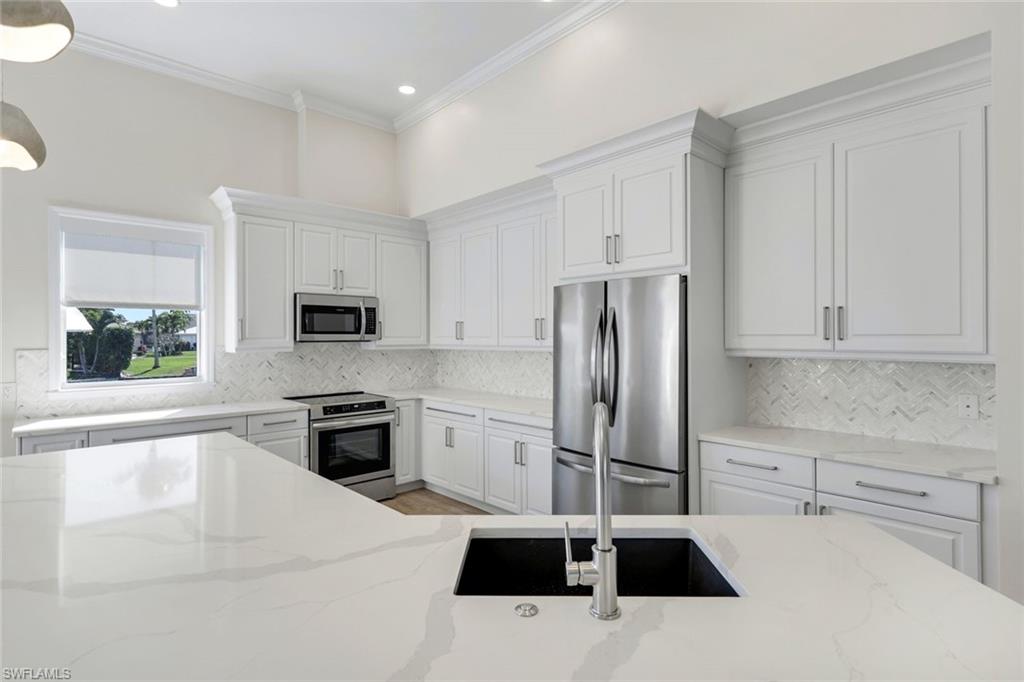 316 Waterleaf CT