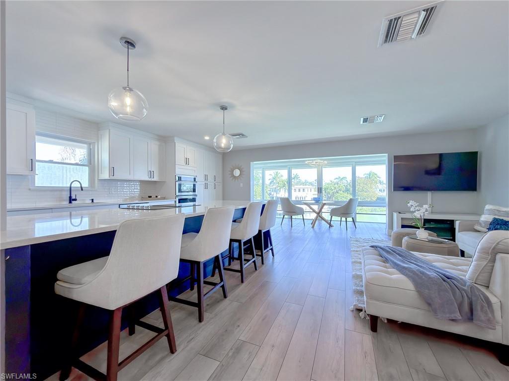 1910 Gulf Shore BLVD N 312