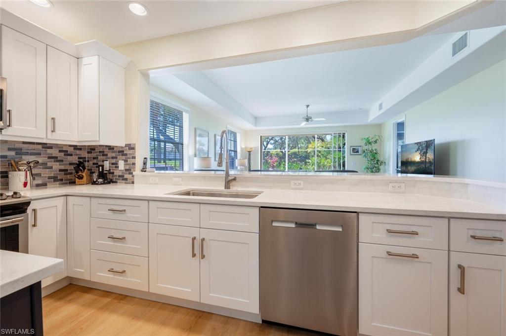 3115 Lancaster DR 801