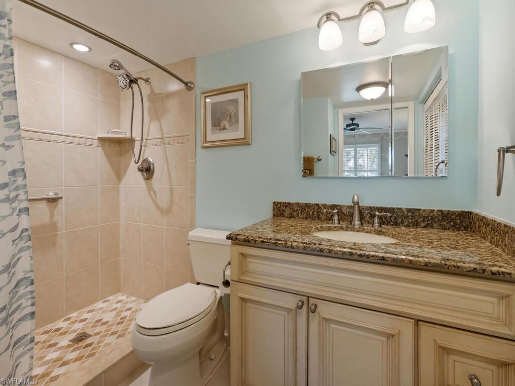 351 Charlemagne BLVD B208