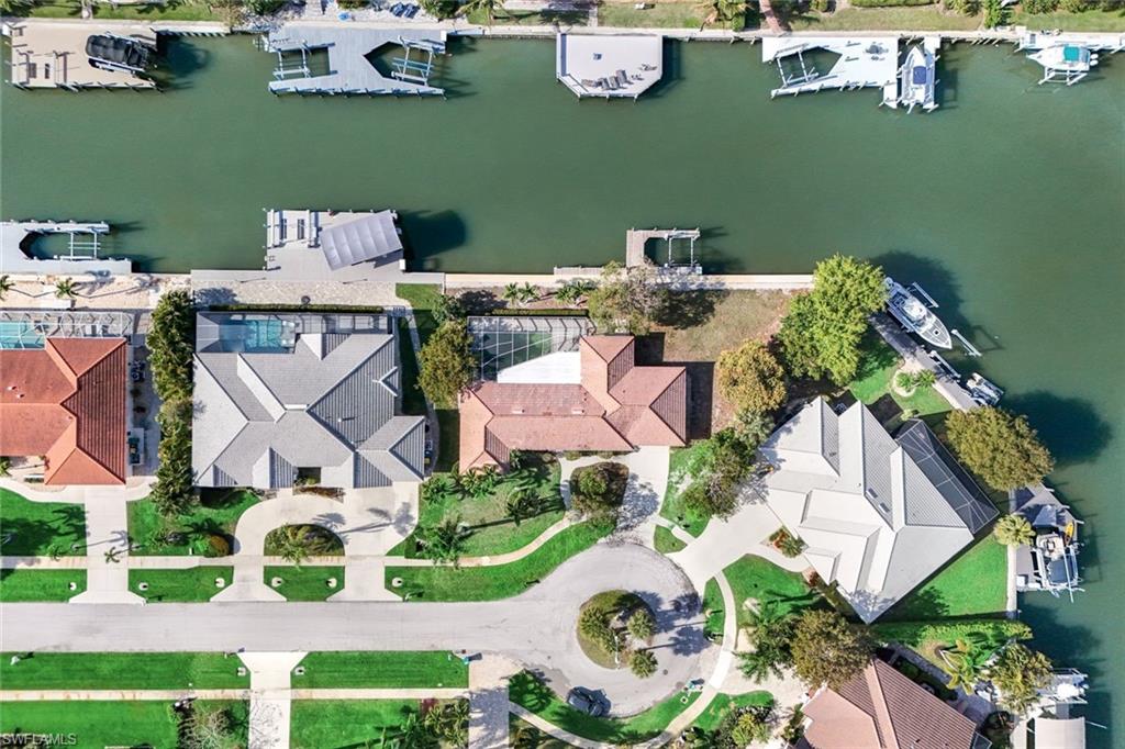 358 Grapewood CT