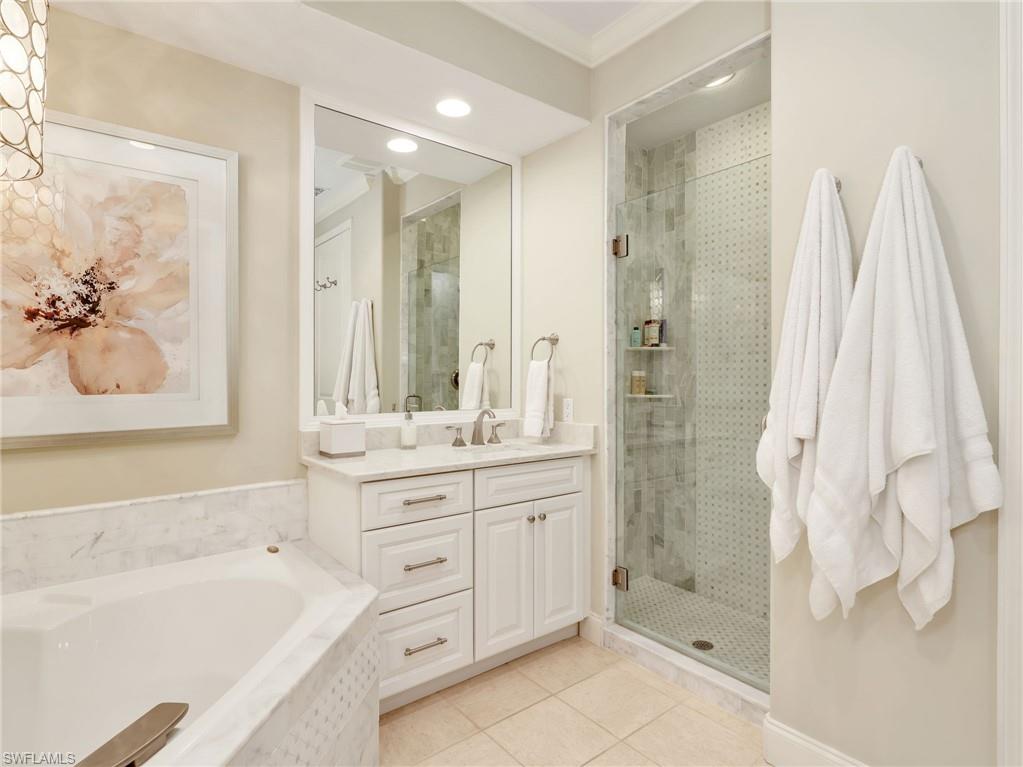 3250 Hamlet DR 2