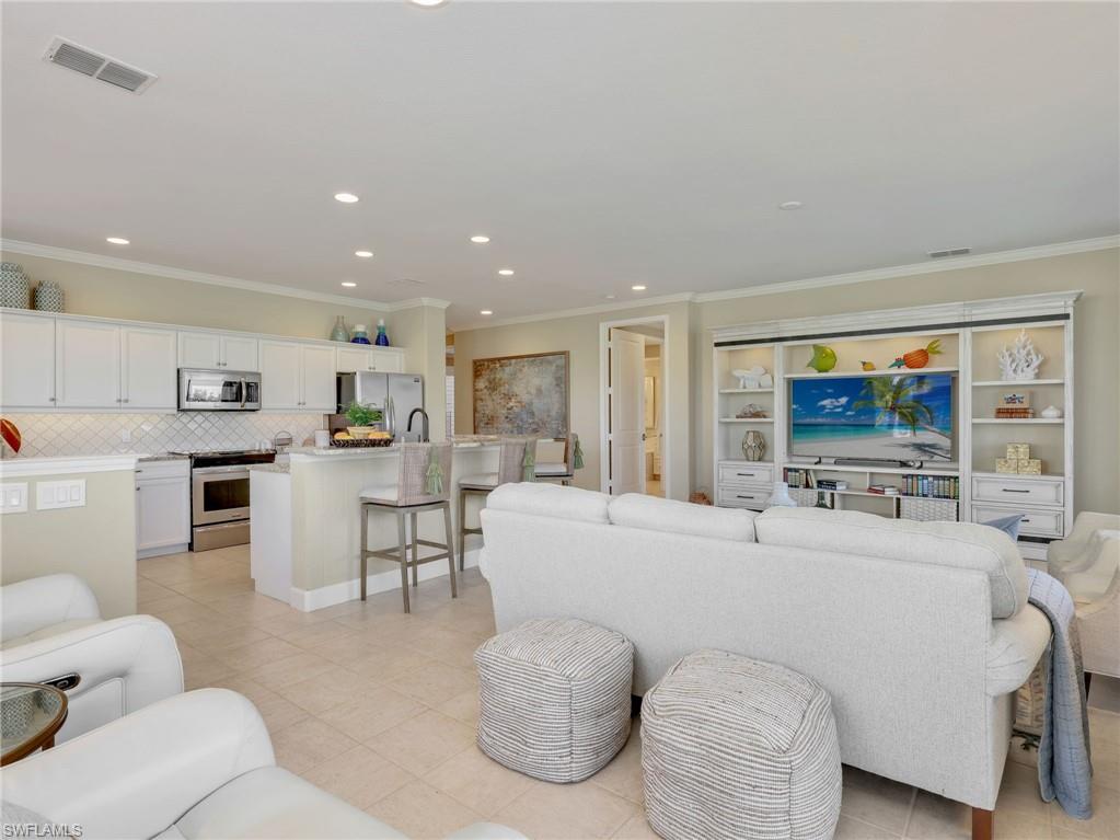 3250 Hamlet DR 2