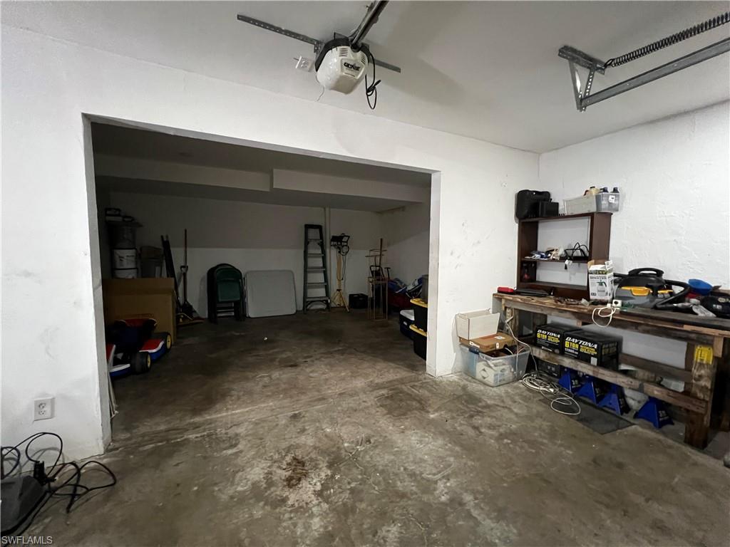 3767 Golden Gate BLVD E