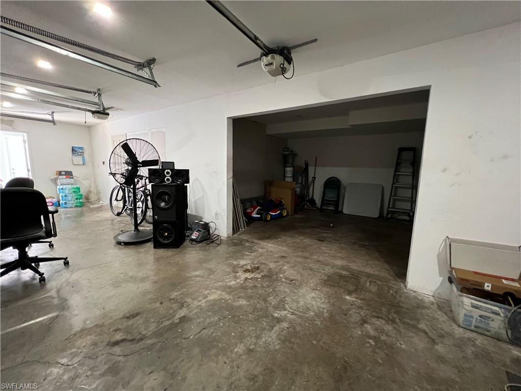 3767 Golden Gate BLVD E