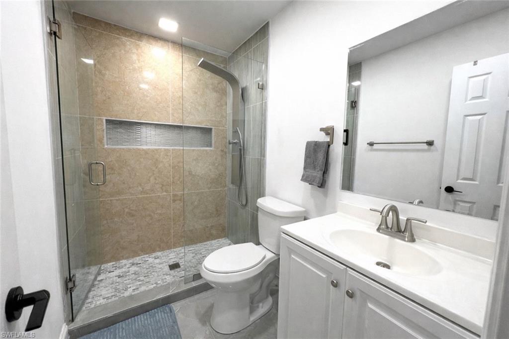 3767 Golden Gate BLVD E