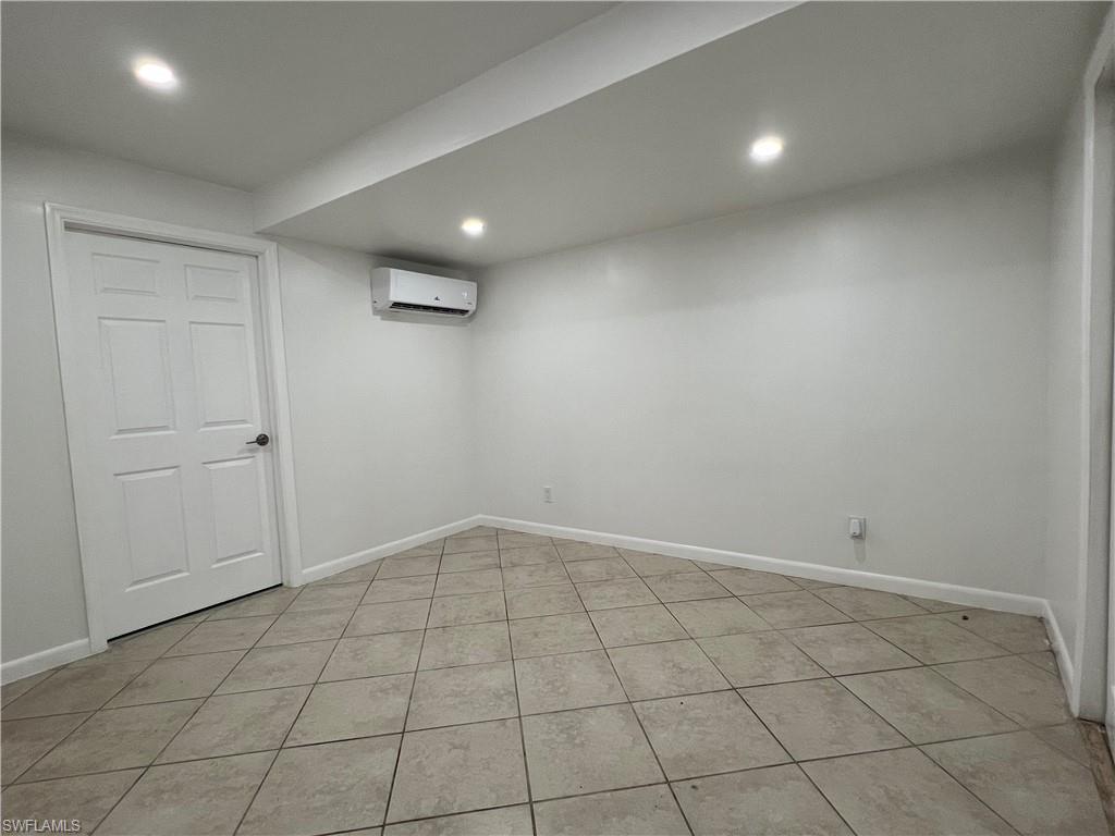 3767 Golden Gate BLVD E