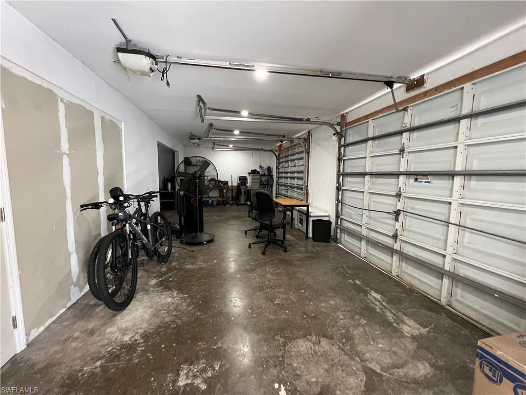 3767 Golden Gate BLVD E