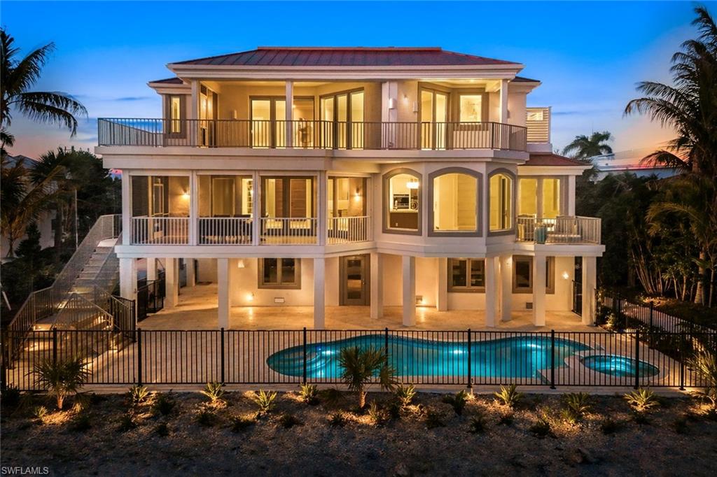 4265 Gulf DR