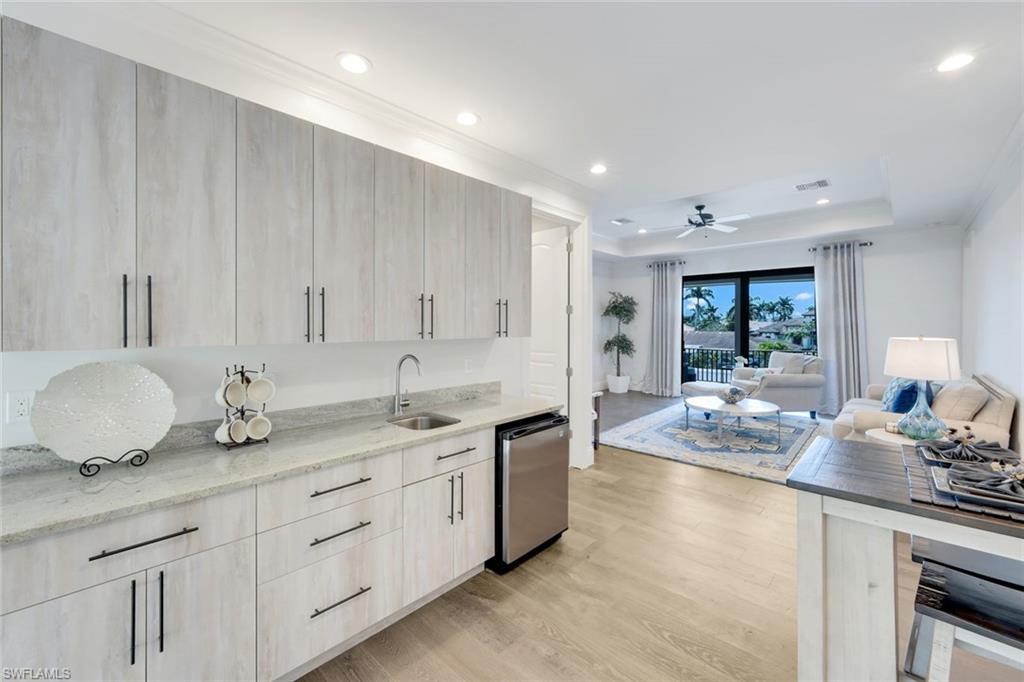 450 Pepperwood CT