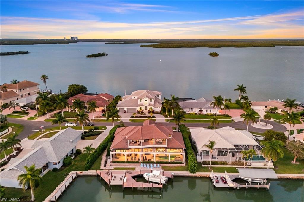 450 Pepperwood CT