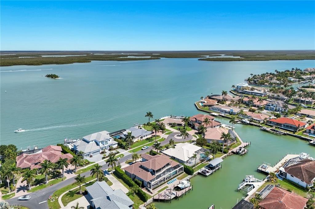 450 Pepperwood CT