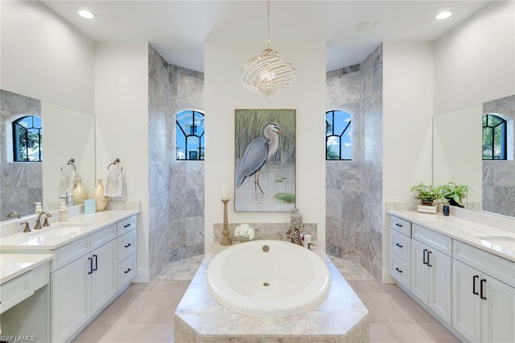 450 Pepperwood CT