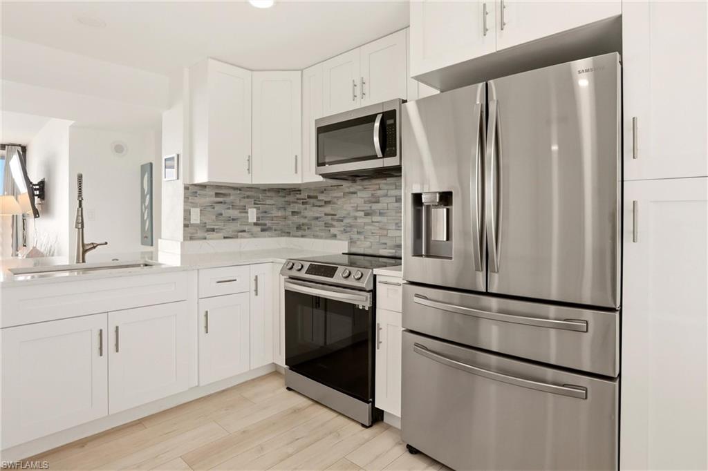 26300 Hickory BLVD 806