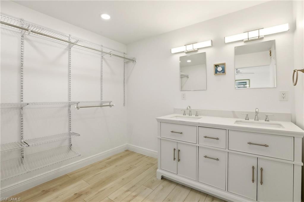 26300 Hickory BLVD 806