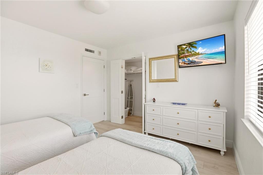 26300 Hickory BLVD 806