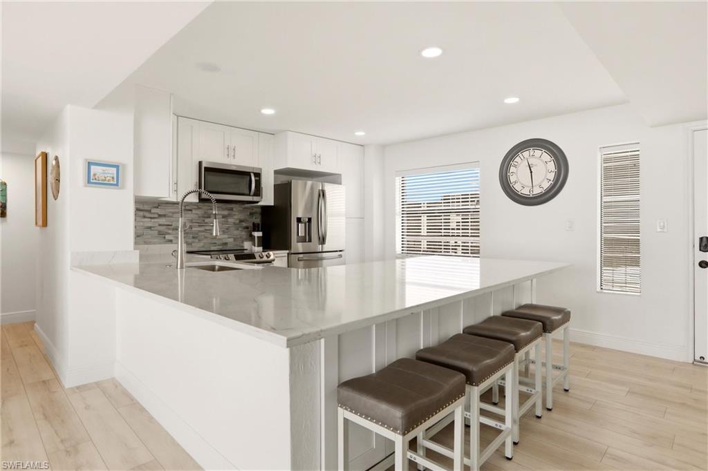 26300 Hickory BLVD 806