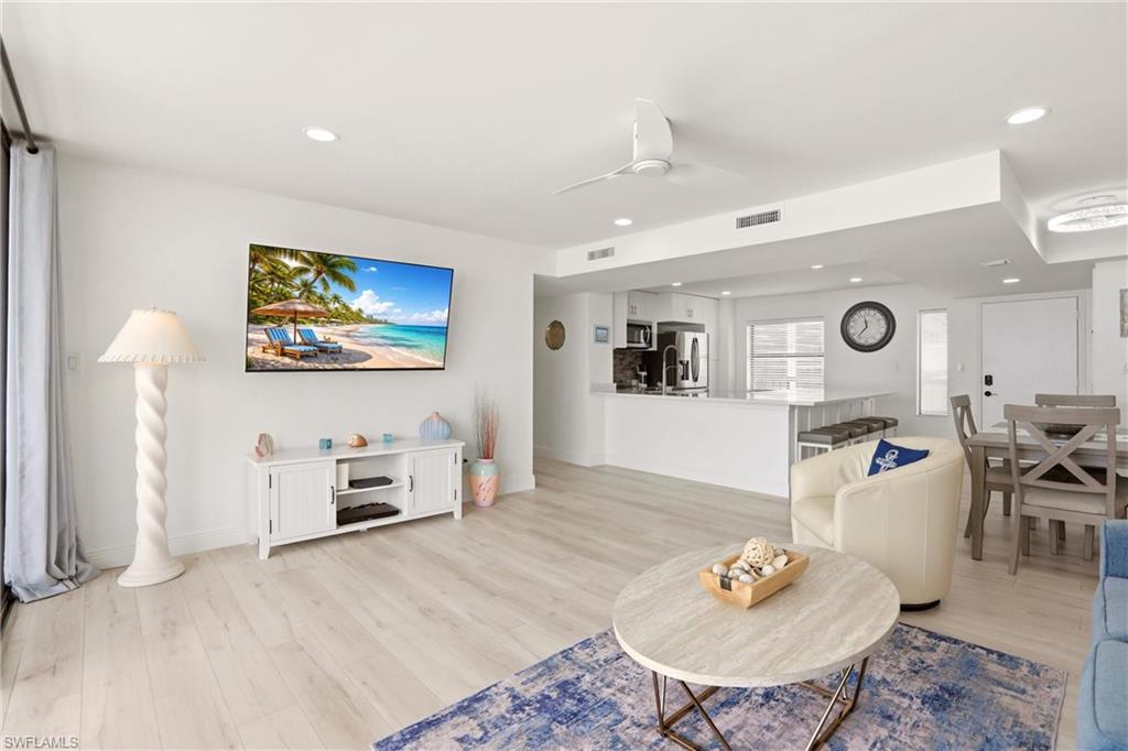 26300 Hickory BLVD 806