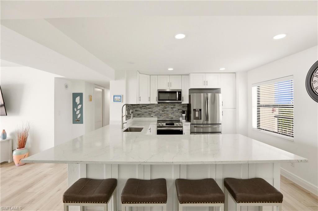 26300 Hickory BLVD 806