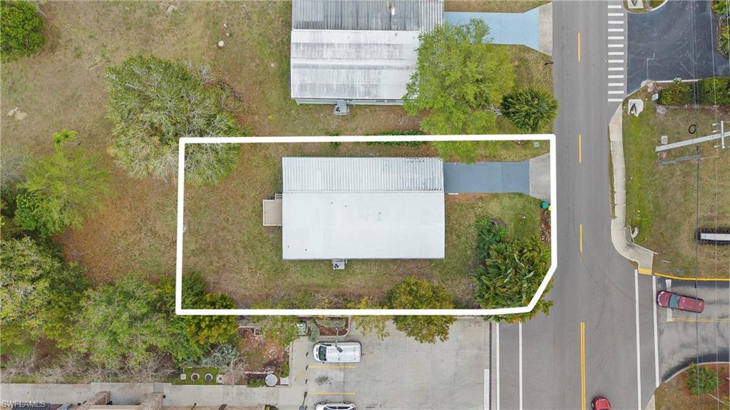 851 Manatee RD