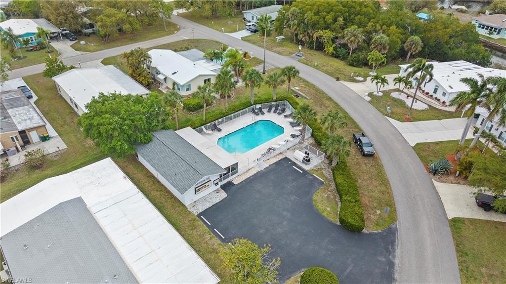 851 Manatee RD