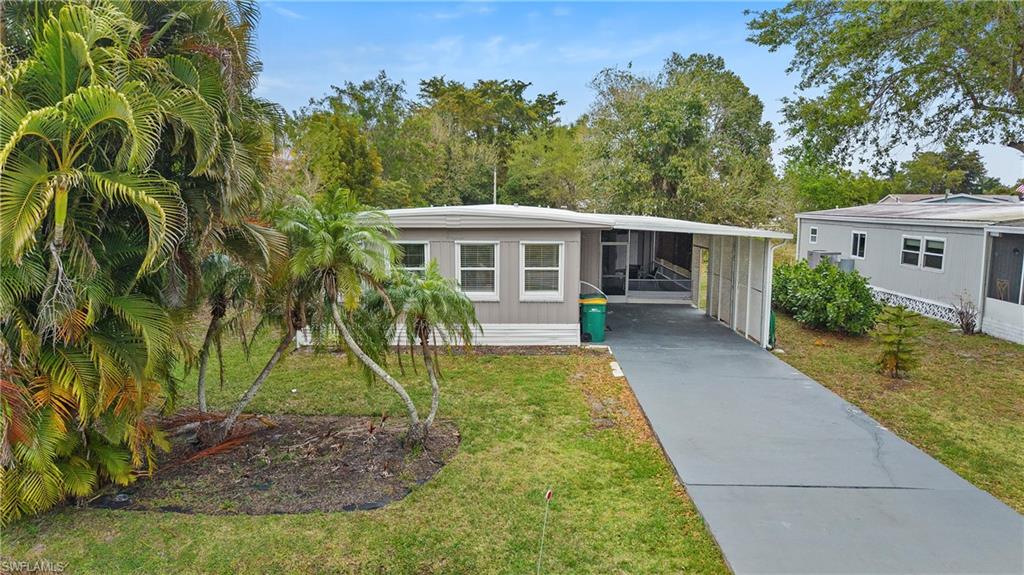 851 Manatee RD