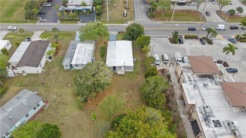 851 Manatee RD