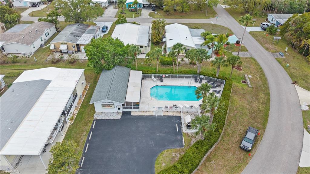 851 Manatee RD