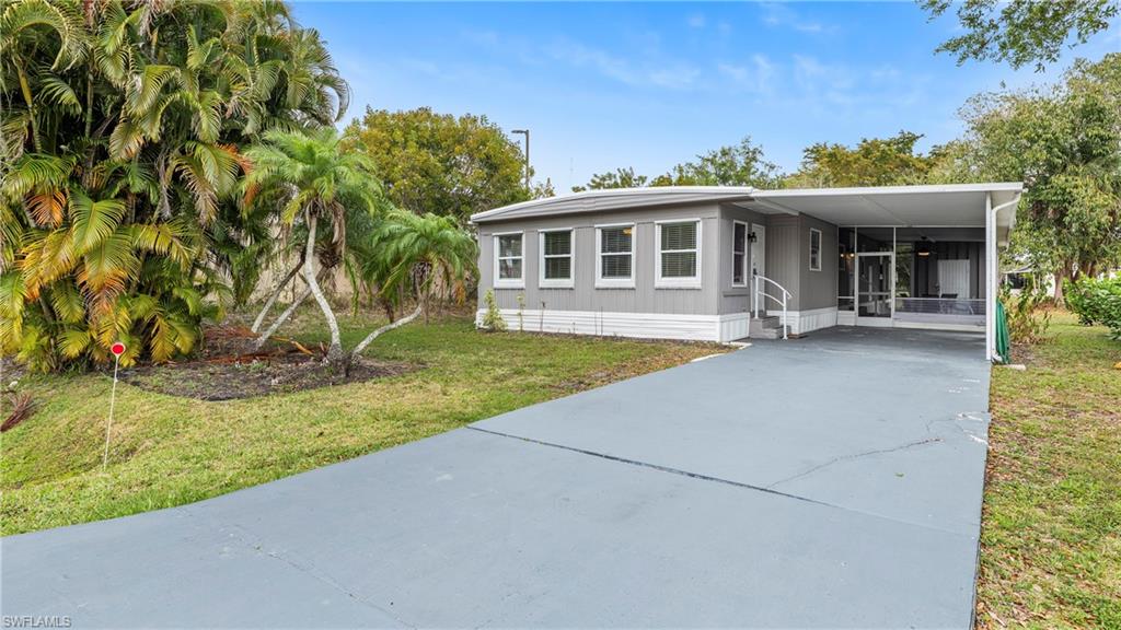 851 Manatee RD