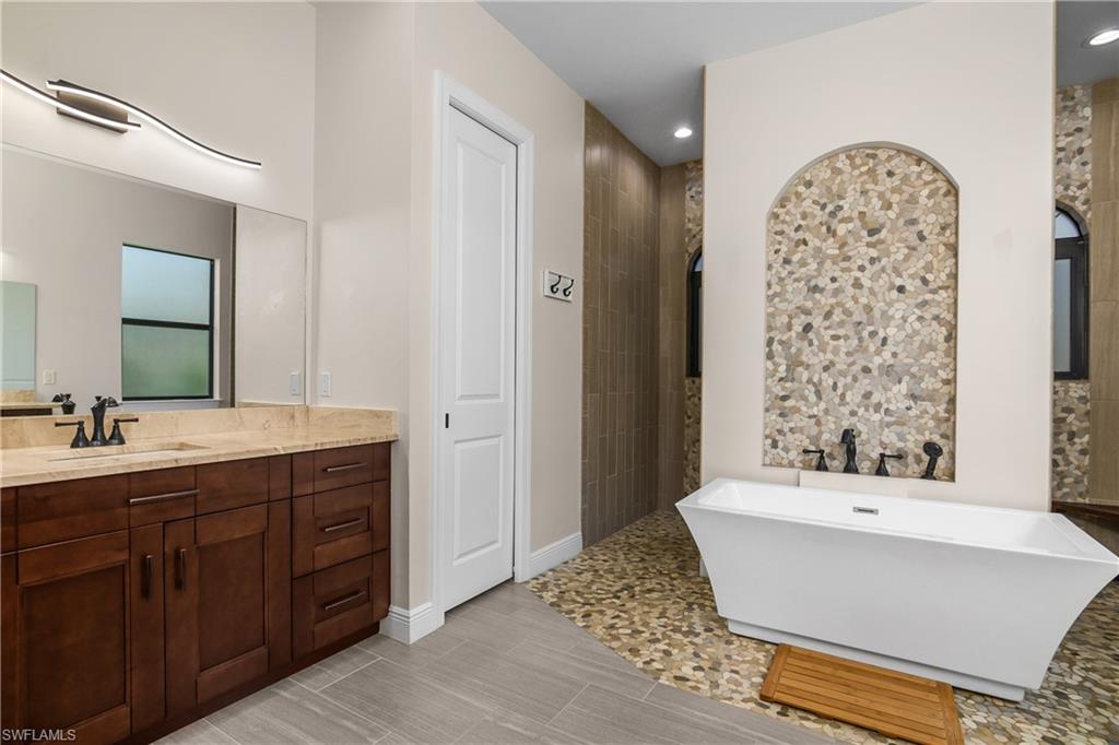 17210 Serengeti CIR