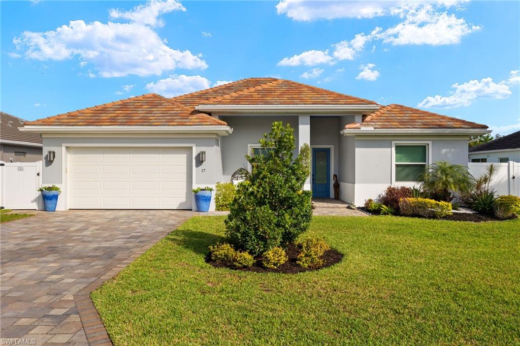 17 Willoughby DR