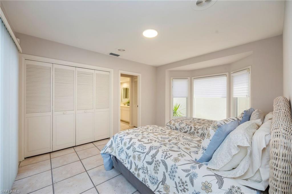 548 Tierra Mar LN E 13