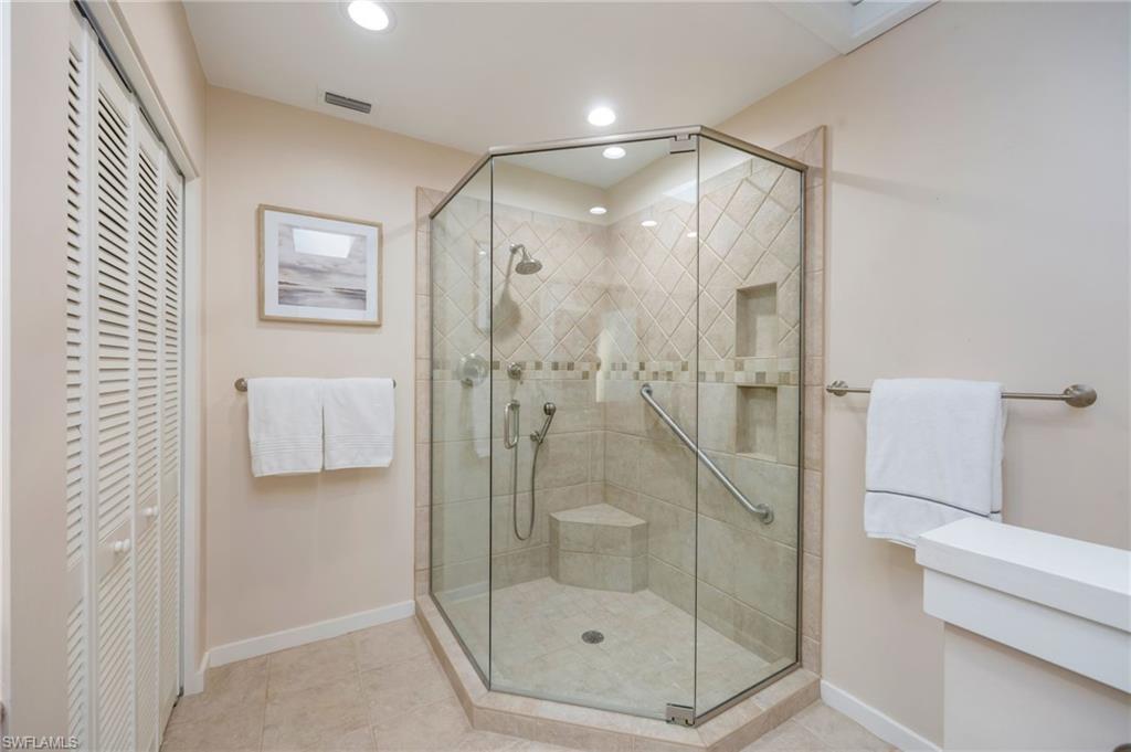 548 Tierra Mar LN E 13