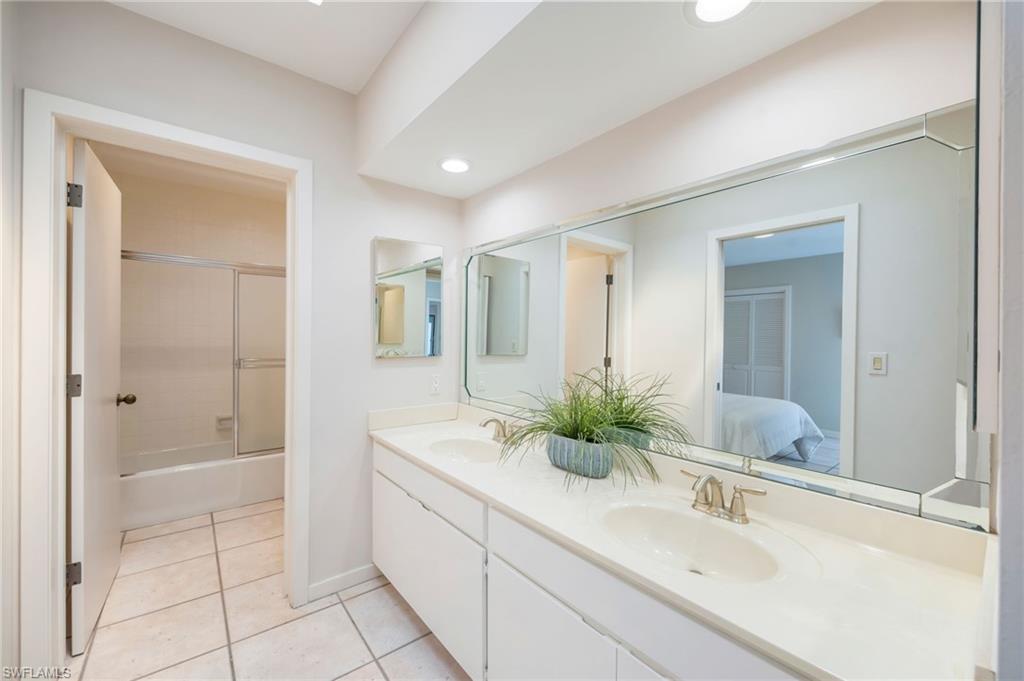 548 Tierra Mar LN E 13