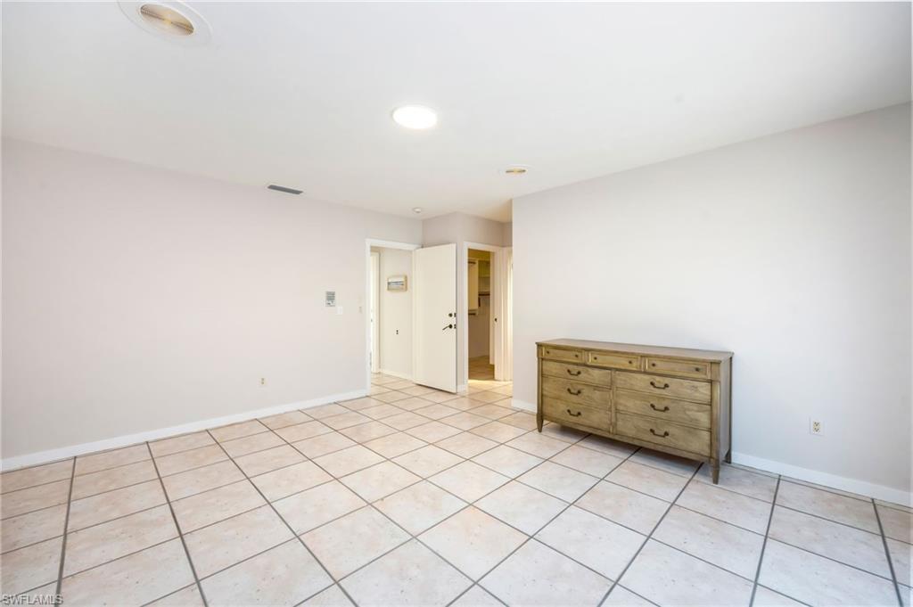 548 Tierra Mar LN E 13