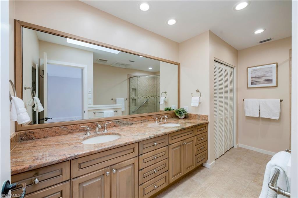 548 Tierra Mar LN E 13