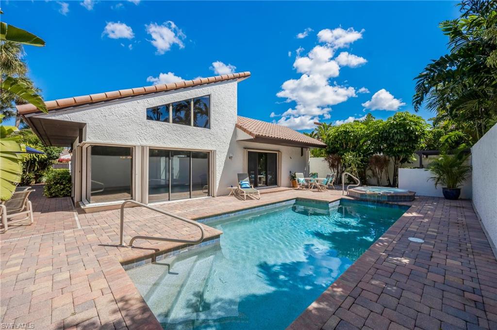 548 Tierra Mar LN E 13