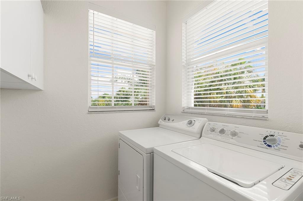 285 Cays DR 2306
