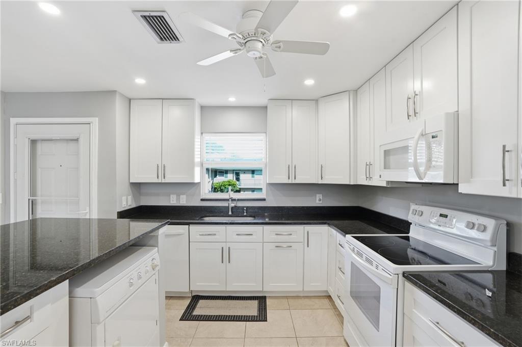 600 Valley Stream DR F9