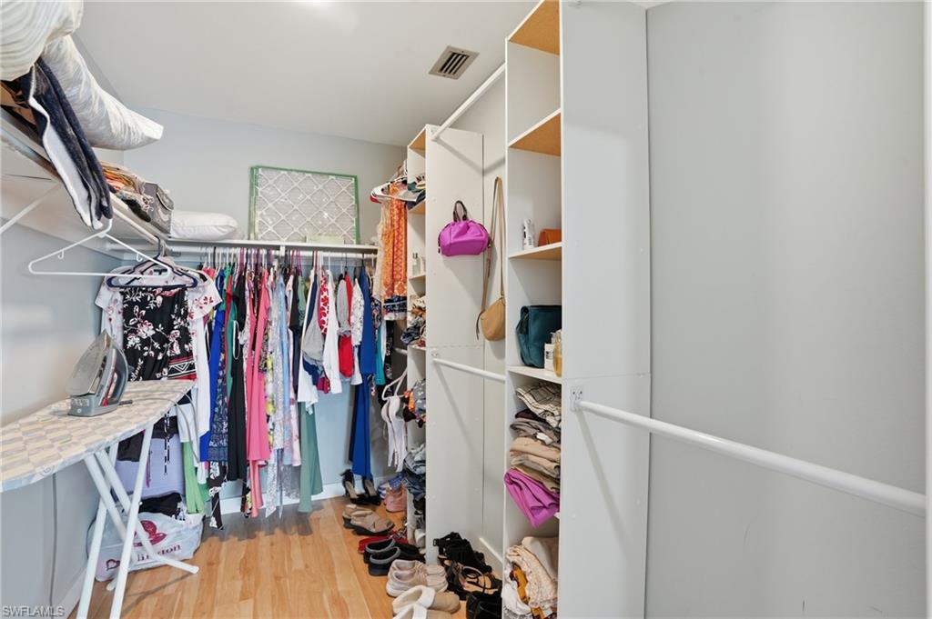 600 Valley Stream DR F9