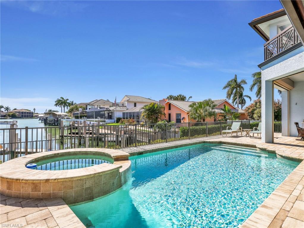 474 Pepperwood CT