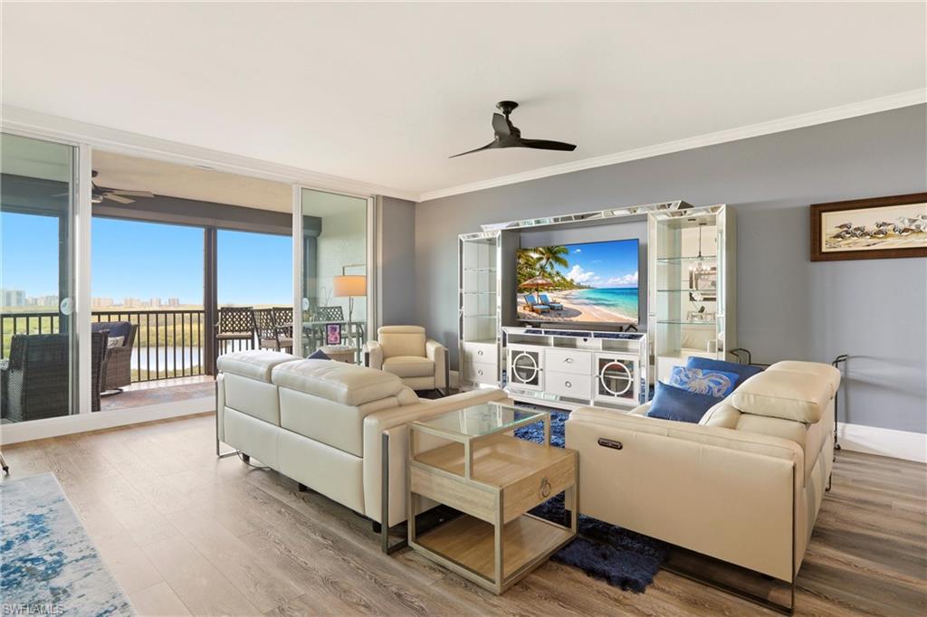 425 Cove Tower DR 1002