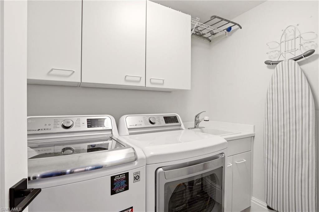 425 Cove Tower DR 1002