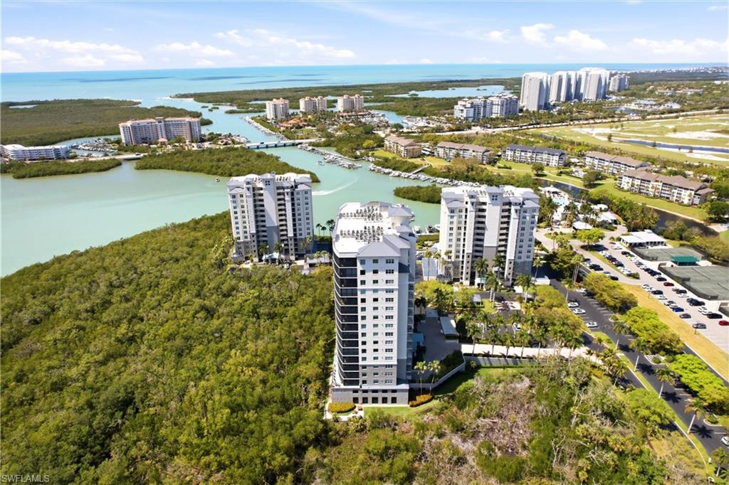 425 Cove Tower DR 1002