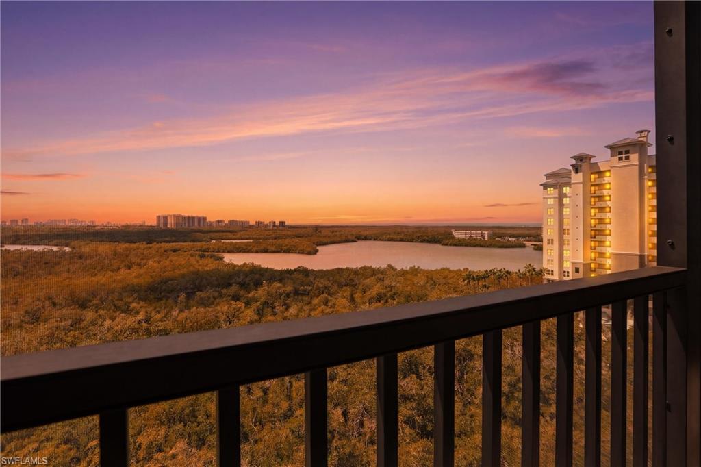 425 Cove Tower DR 1002