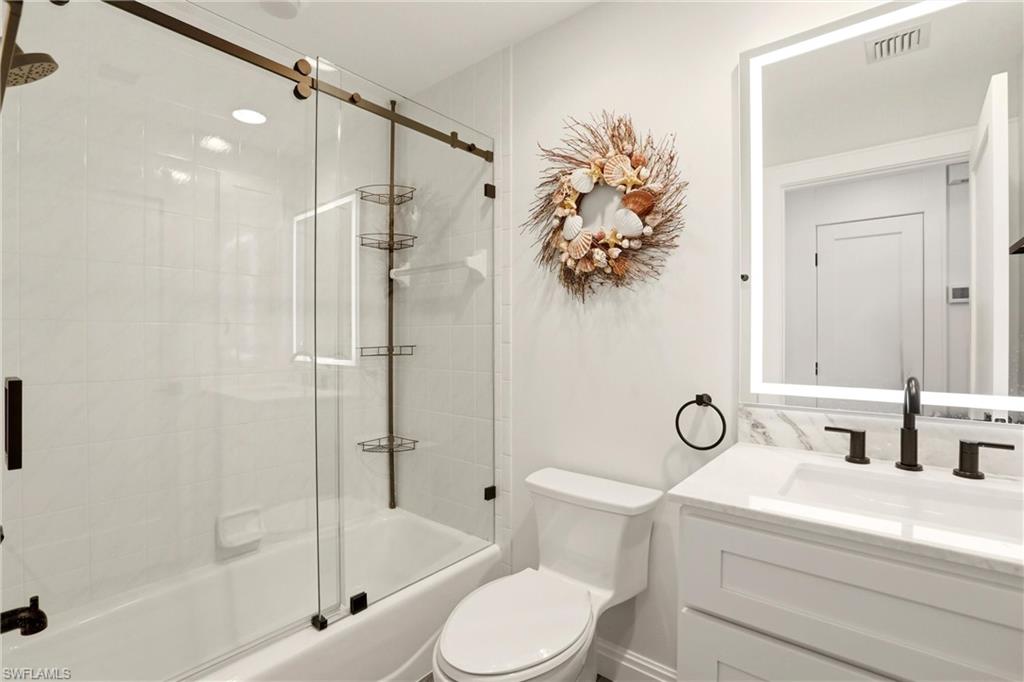 425 Cove Tower DR 1002