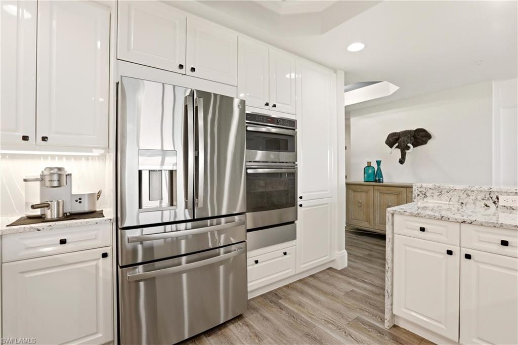 425 Cove Tower DR 1002