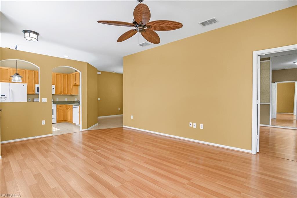 7820 Sandpine CT 2304