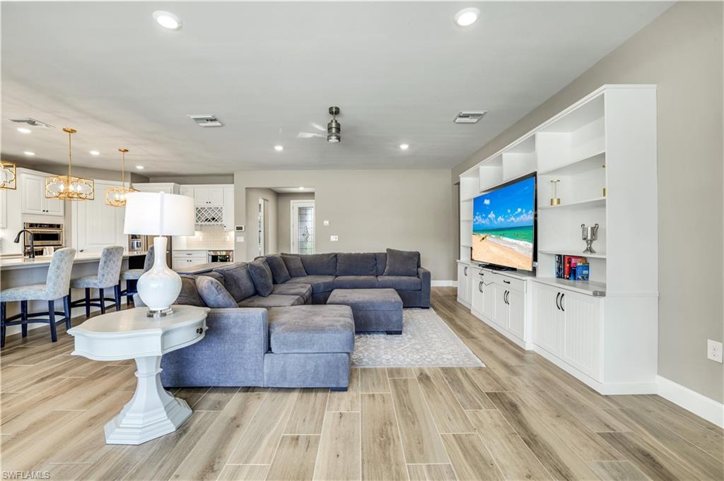 9373 Surfbird CT